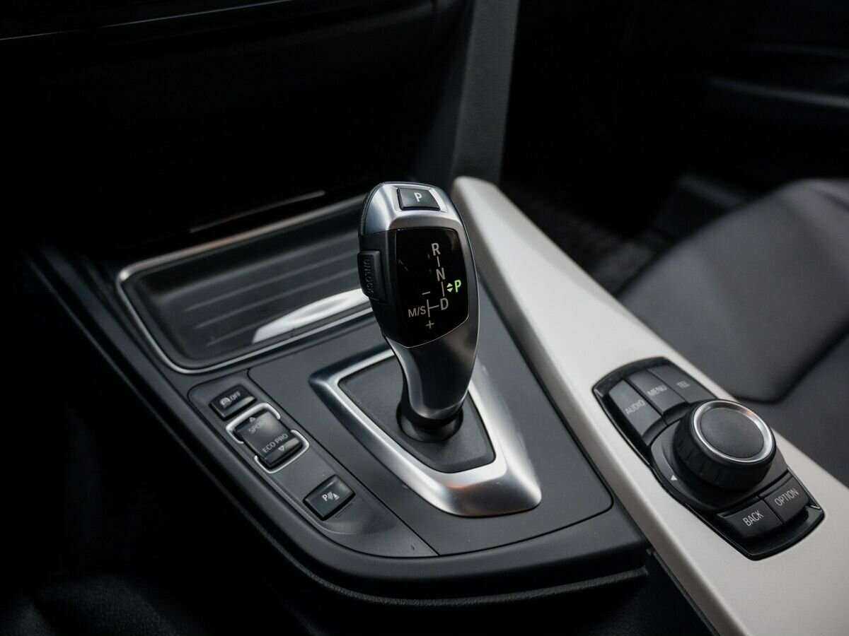 Купить BMW 3 серии с пробегом. Фото: #17