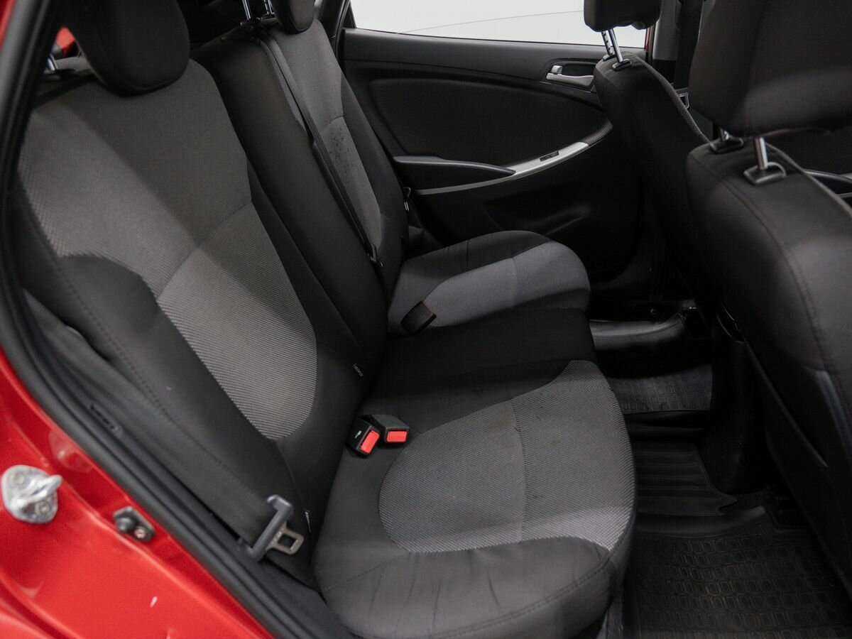 Купить Hyundai Solaris с пробегом. Фото: #7