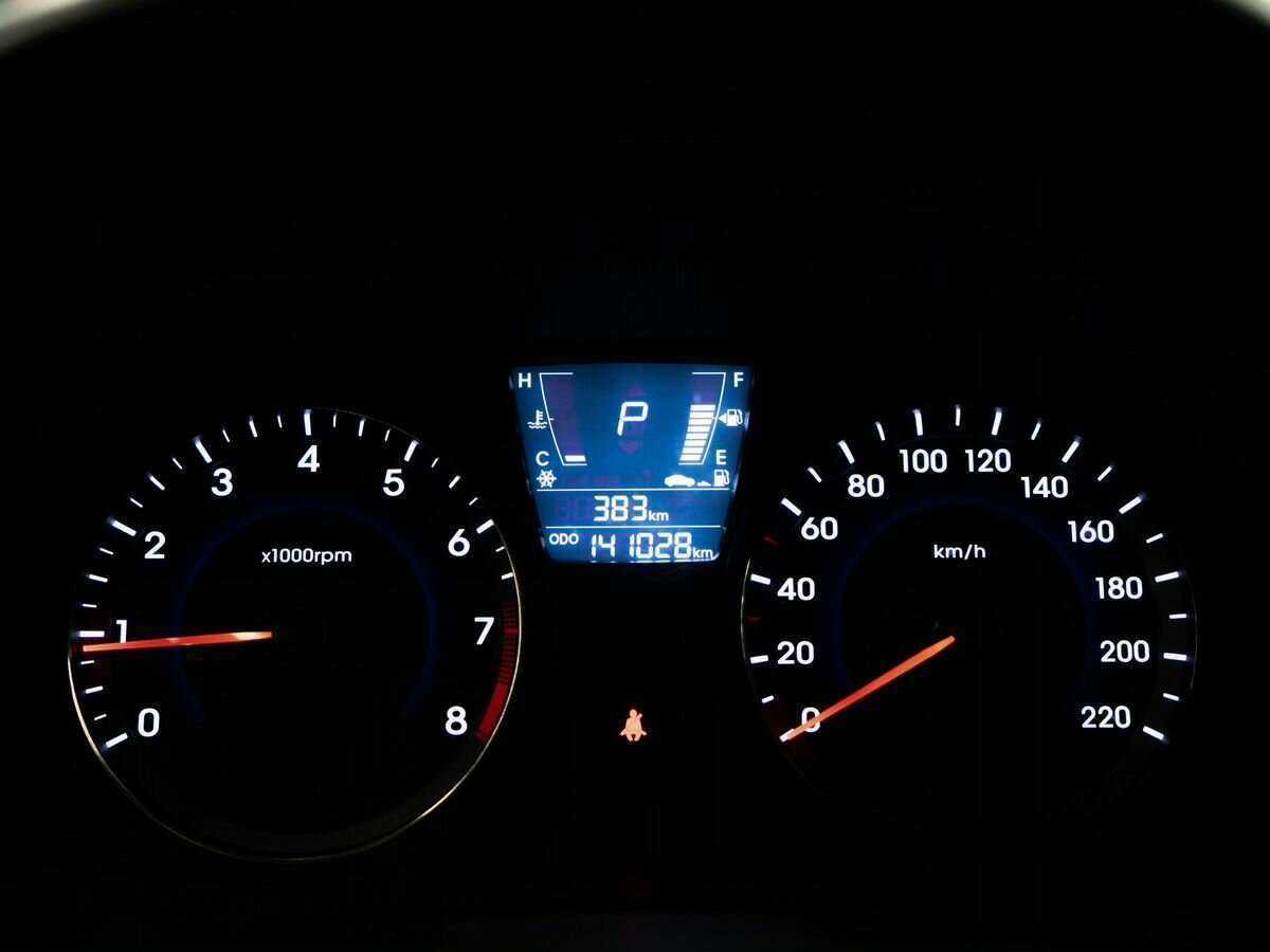 Купить Hyundai Solaris с пробегом. Фото: #8