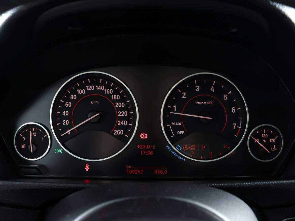 Купить BMW 3 серии с пробегом. Фото: #11