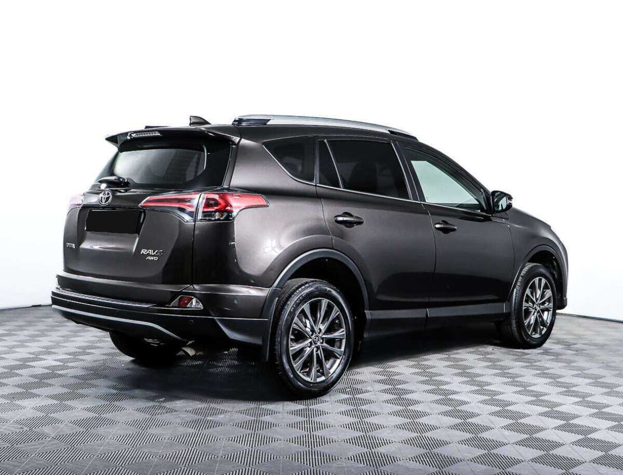 Купить Toyota RAV4 с пробегом. Фото: #4