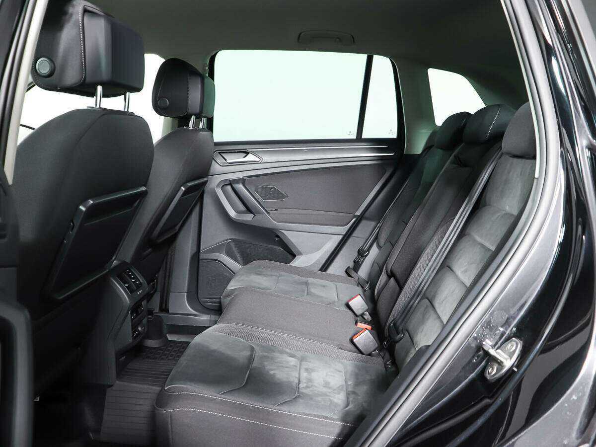 Купить Volkswagen Tiguan с пробегом. Фото: #10