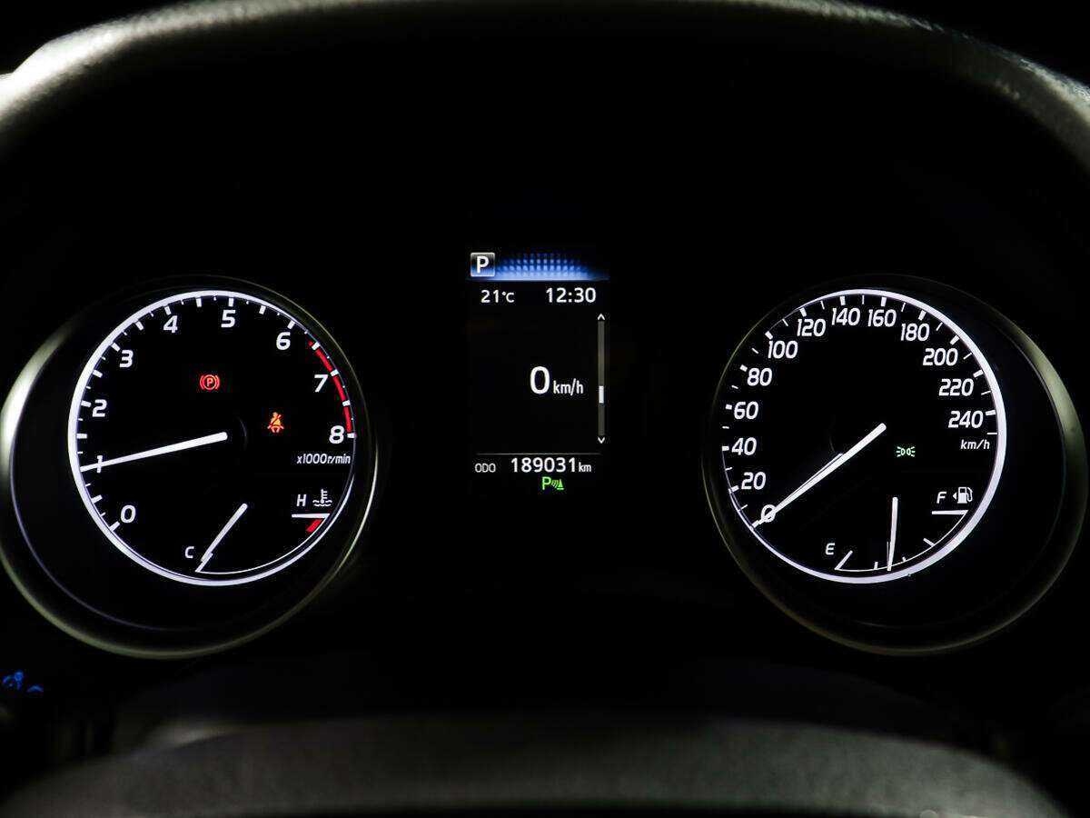 Купить Toyota Camry с пробегом. Фото: #12