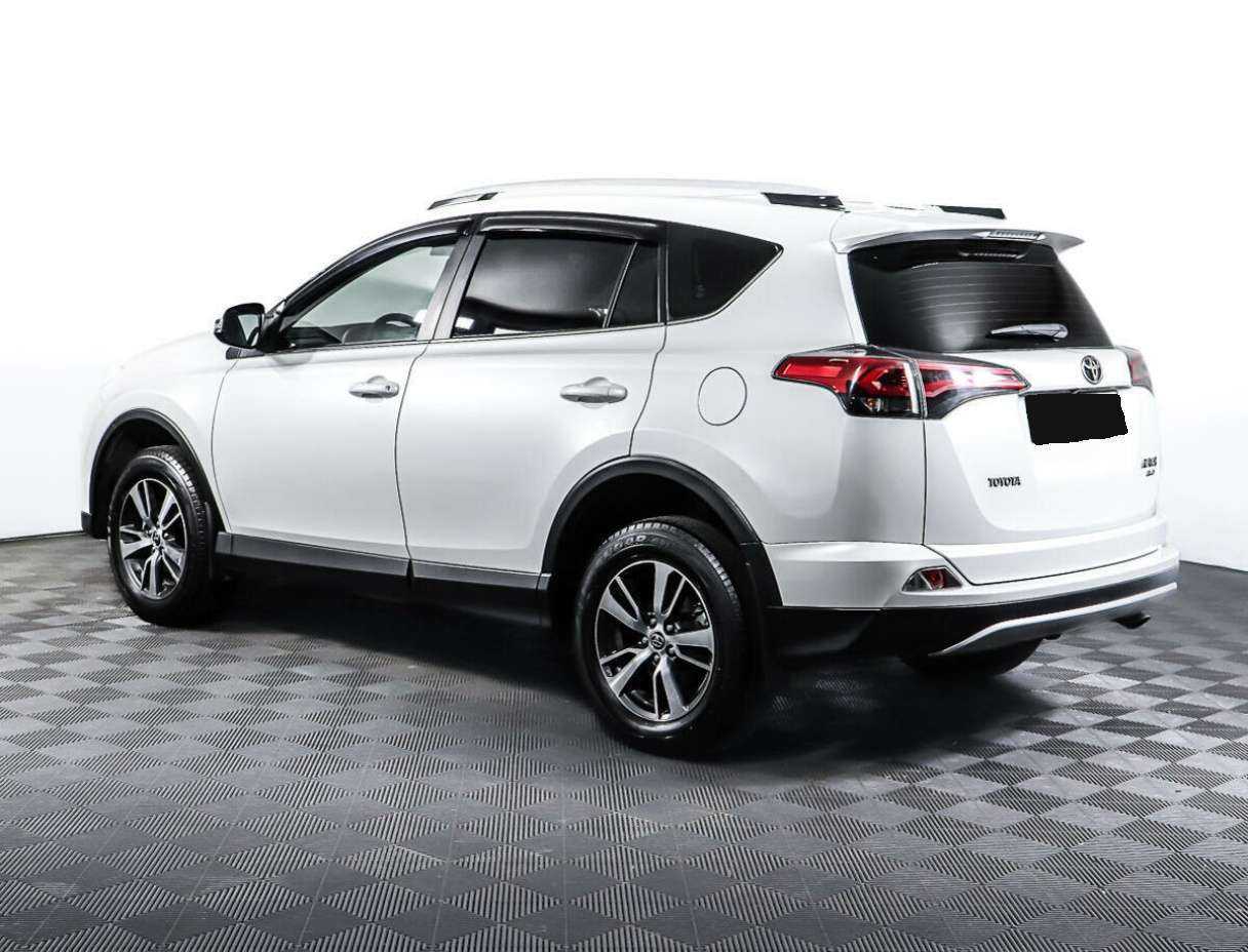 Купить Toyota RAV4 с пробегом. Фото: #6