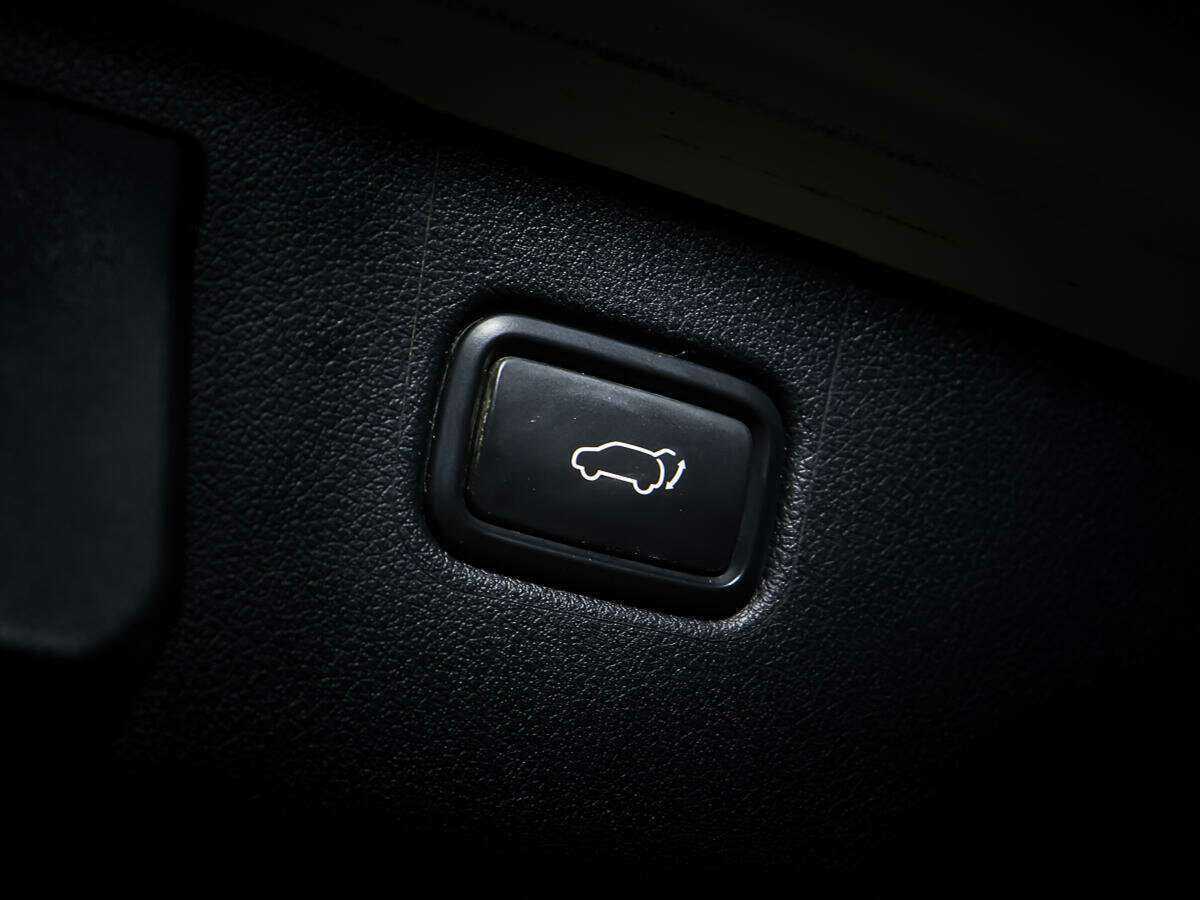 Купить Kia Sorento с пробегом. Фото: #15