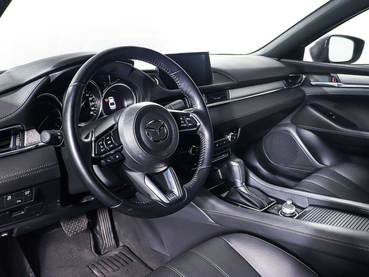 Купить Mazda 6 с пробегом. Фото: #12