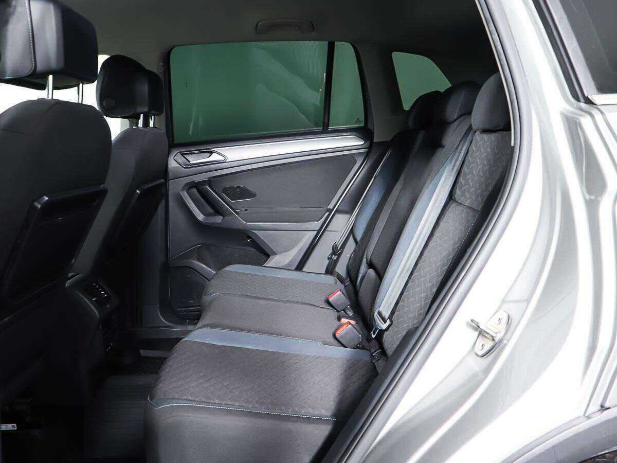Купить Volkswagen Tiguan с пробегом. Фото: #9