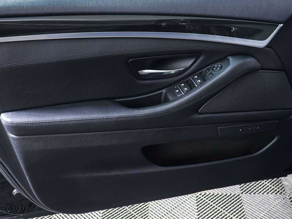 Купить BMW 5 серии с пробегом. Фото: #16