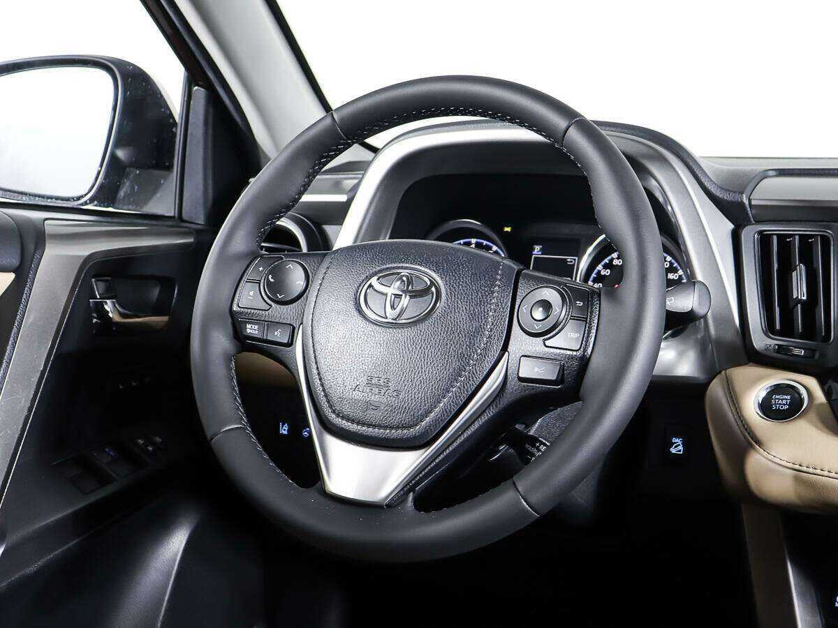 Купить Toyota RAV4 с пробегом. Фото: #13