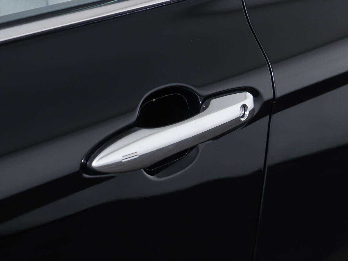 Купить Toyota Camry с пробегом. Фото: #19