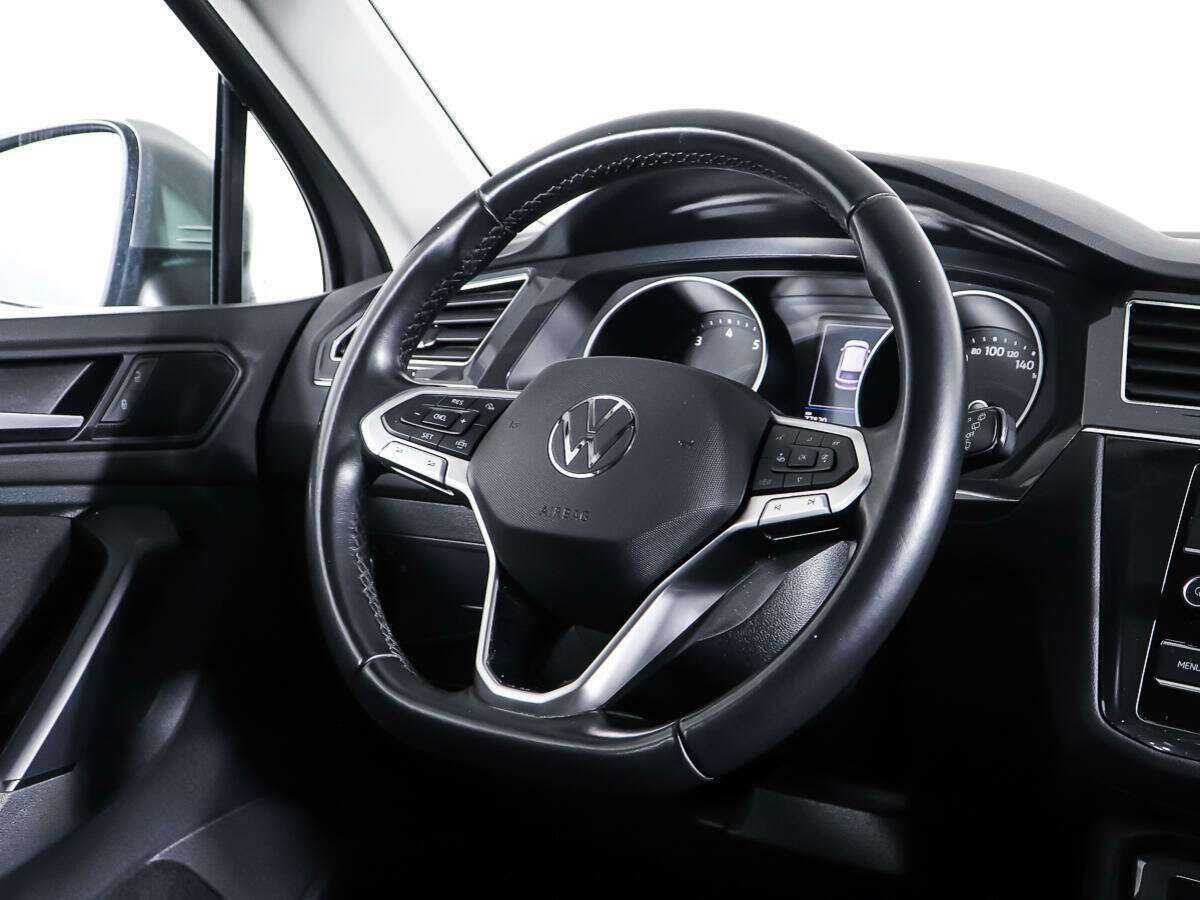 Купить Volkswagen Tiguan с пробегом. Фото: #13