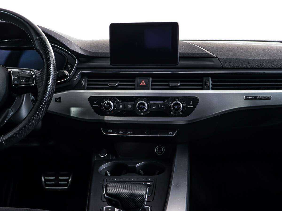 Купить Audi A4 с пробегом. Фото: #11