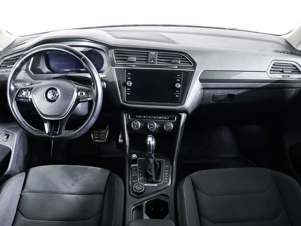 Купить Volkswagen Tiguan с пробегом. Фото: #10