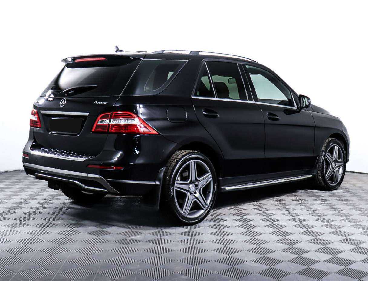 Купить Mercedes-Benz M-Класс с пробегом. Фото: #4