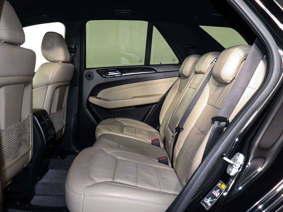 Купить Mercedes-Benz M-Класс с пробегом. Фото: #9