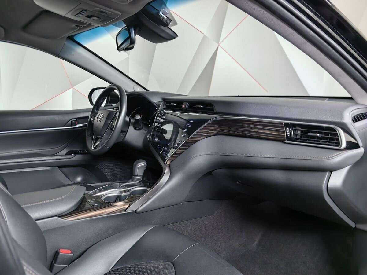Купить Toyota Camry с пробегом. Фото: #7