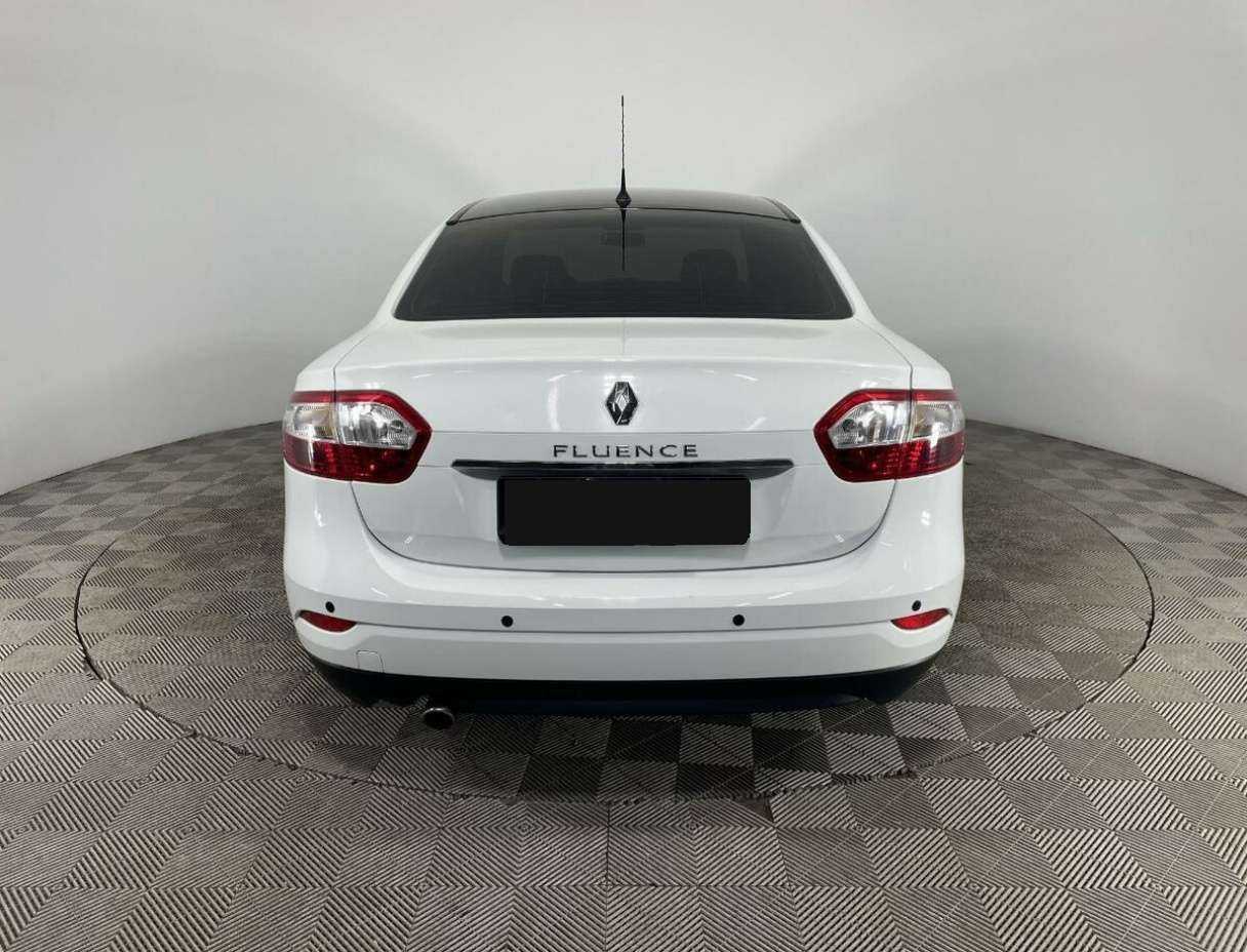 Купить Renault Fluence с пробегом. Фото: #2