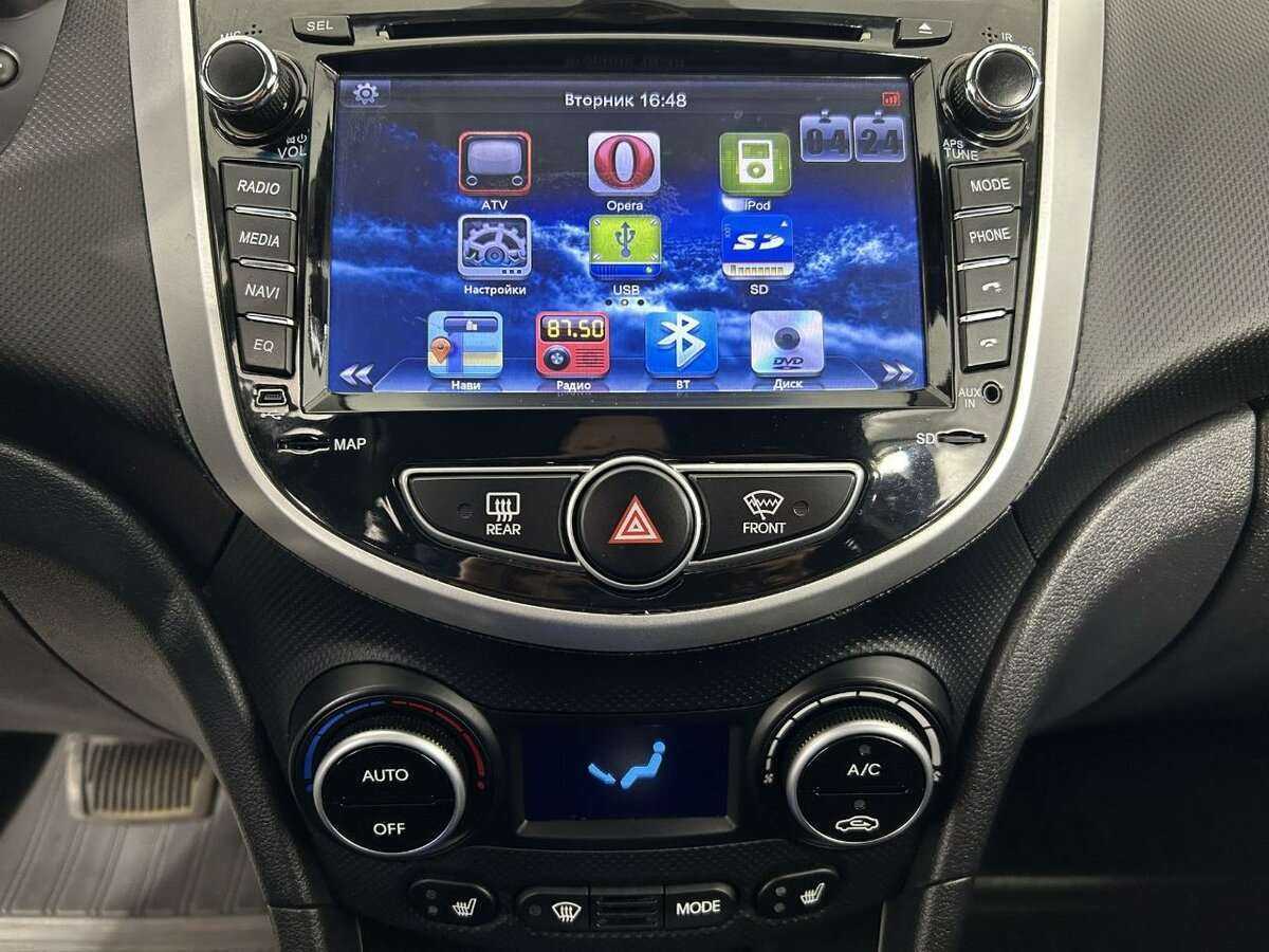 Купить Hyundai Solaris с пробегом. Фото: #11