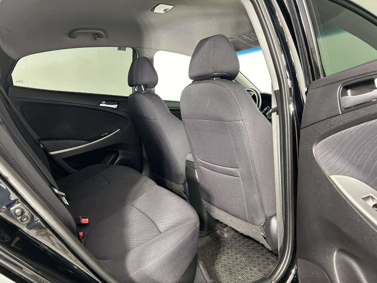 Купить Hyundai Solaris с пробегом. Фото: #15