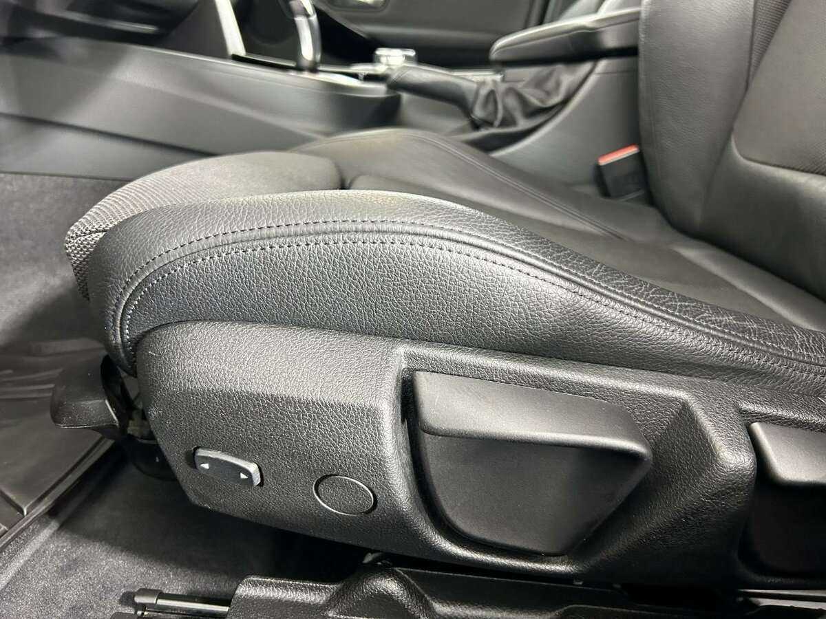 Купить BMW 3 серии с пробегом. Фото: #9