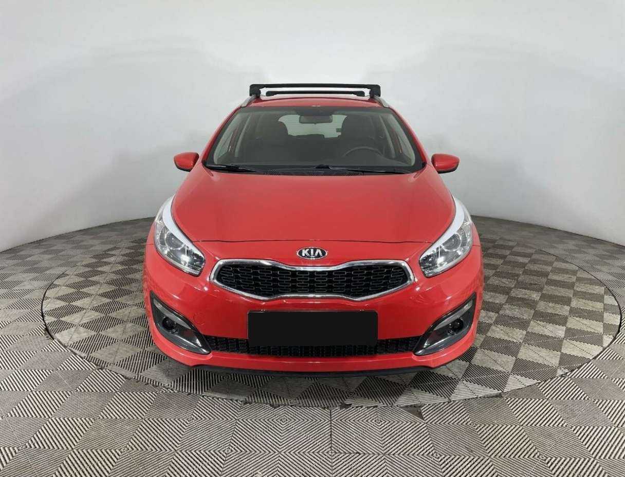 Купить Kia Ceed с пробегом. Фото: #1