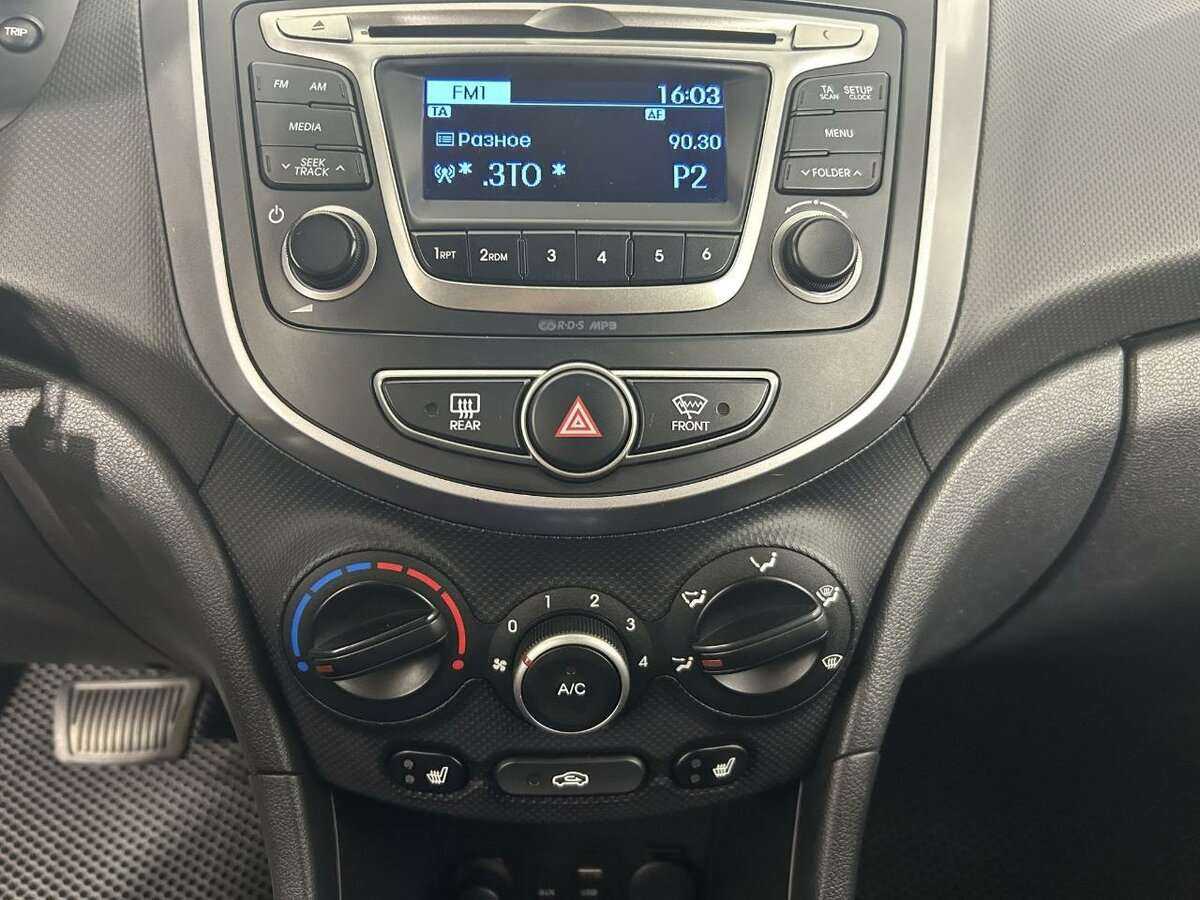 Купить Hyundai Solaris с пробегом. Фото: #11