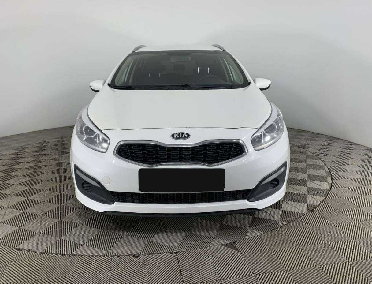 Купить Kia Ceed с пробегом. Фото: #1