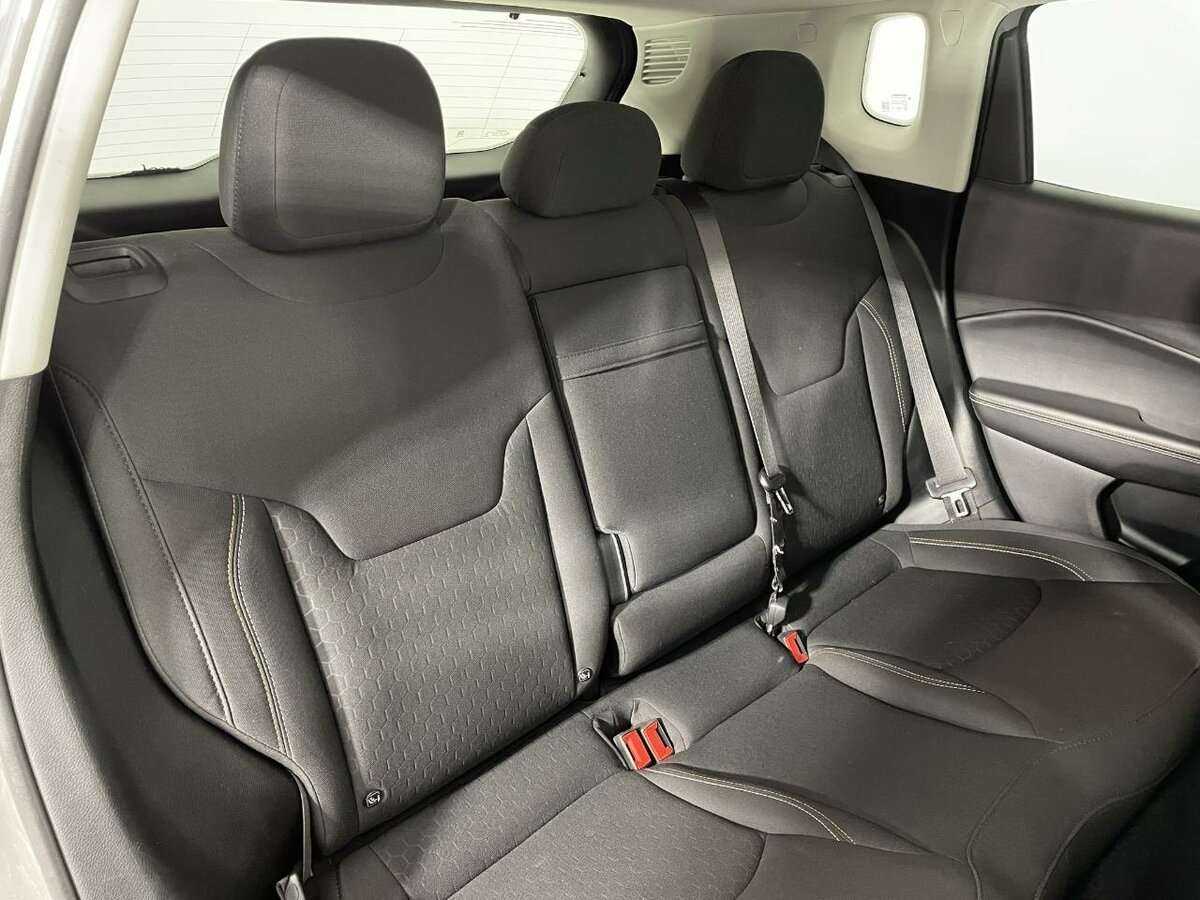 Купить Jeep Compass с пробегом. Фото: #14