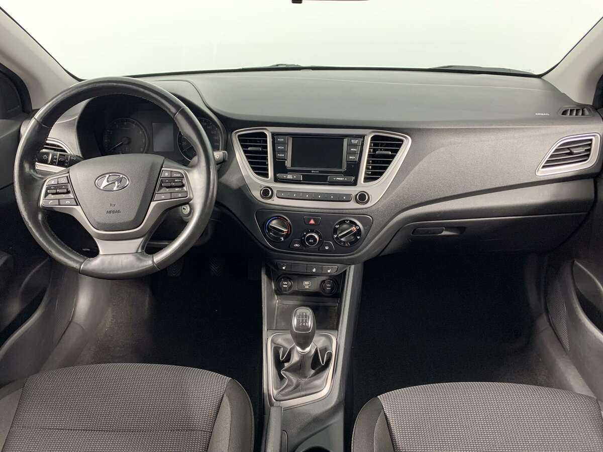 Купить Hyundai Solaris с пробегом. Фото: #10