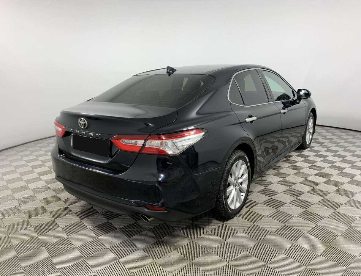 Купить Toyota Camry с пробегом. Фото: #4