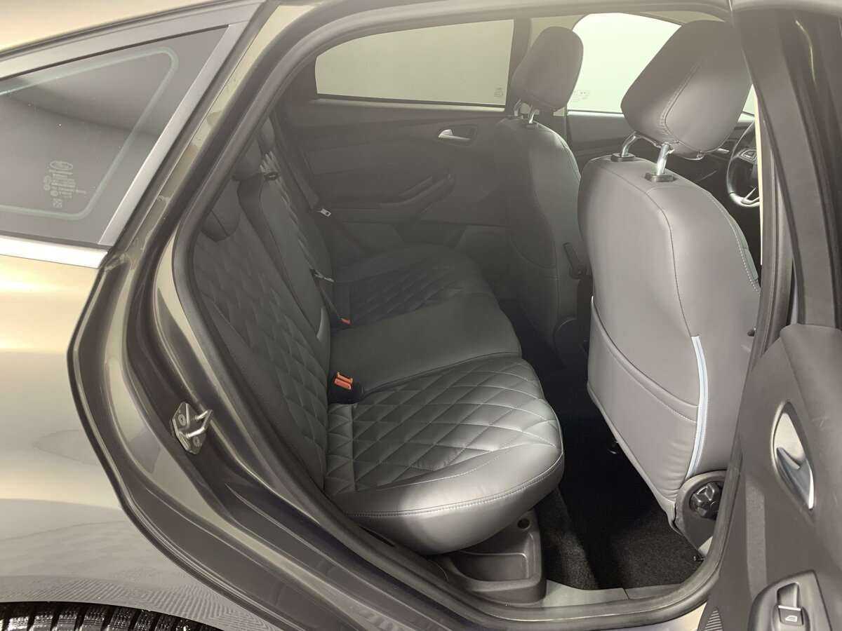 Купить Ford Focus с пробегом. Фото: #13