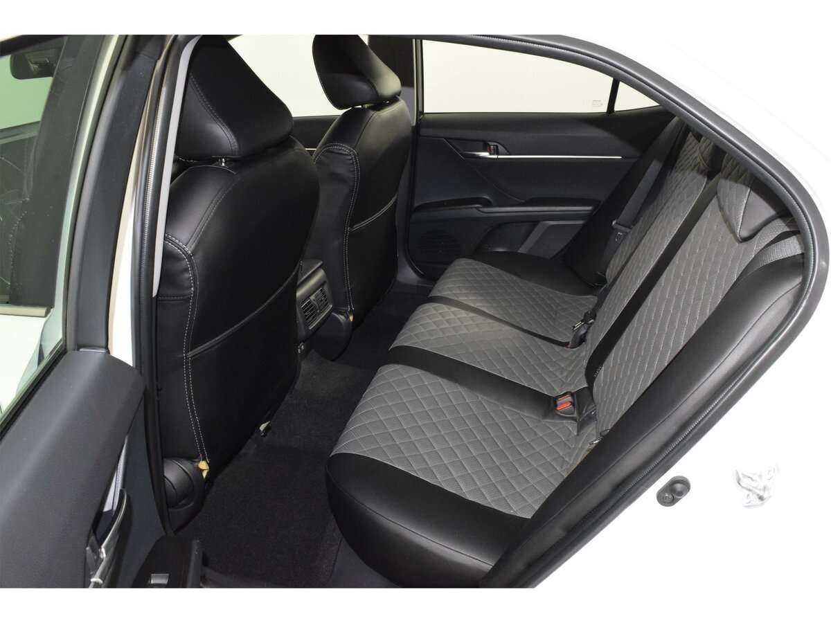 Купить Toyota Camry с пробегом. Фото: #9