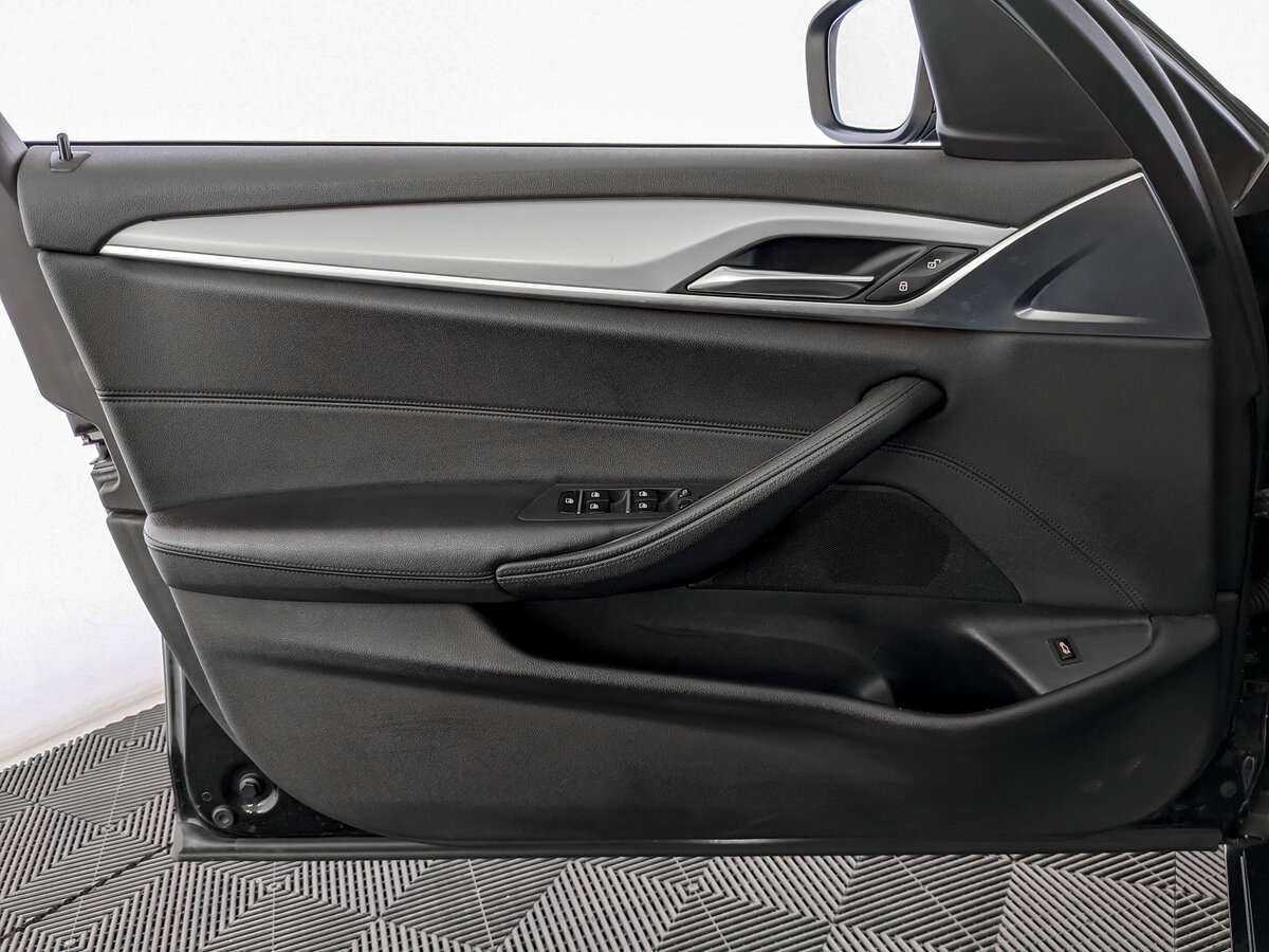 Купить BMW 5 серии с пробегом. Фото: #14