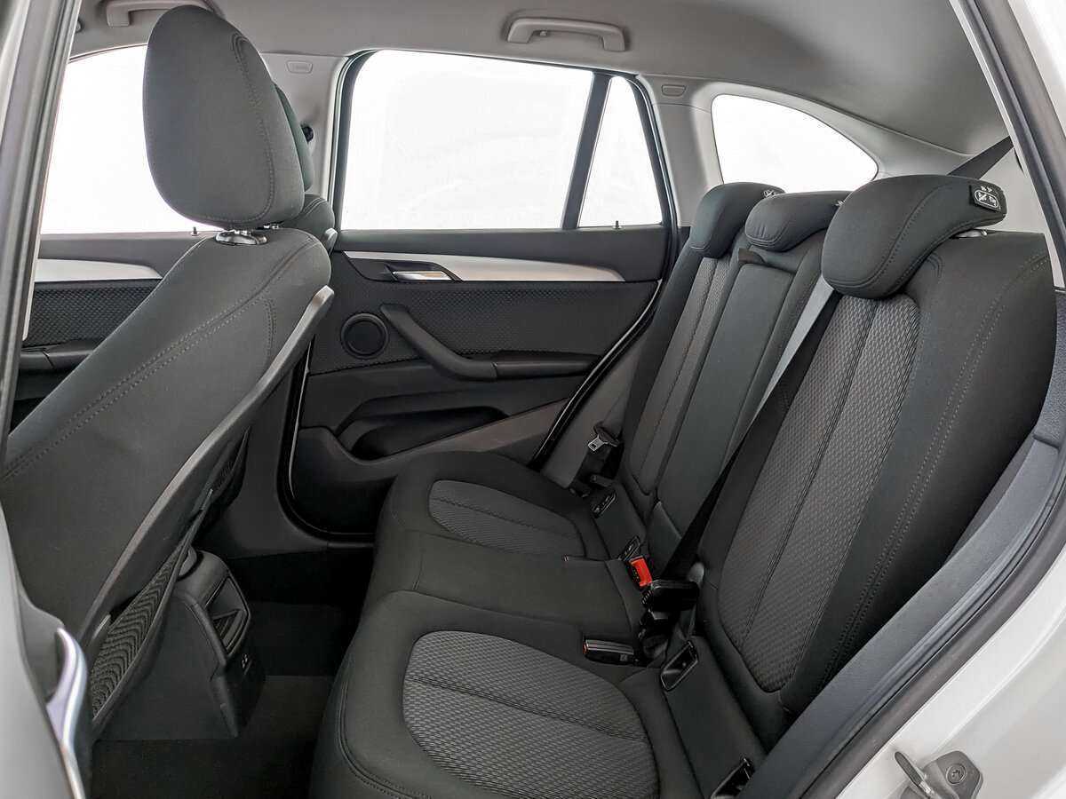 Купить BMW X1 с пробегом. Фото: #9