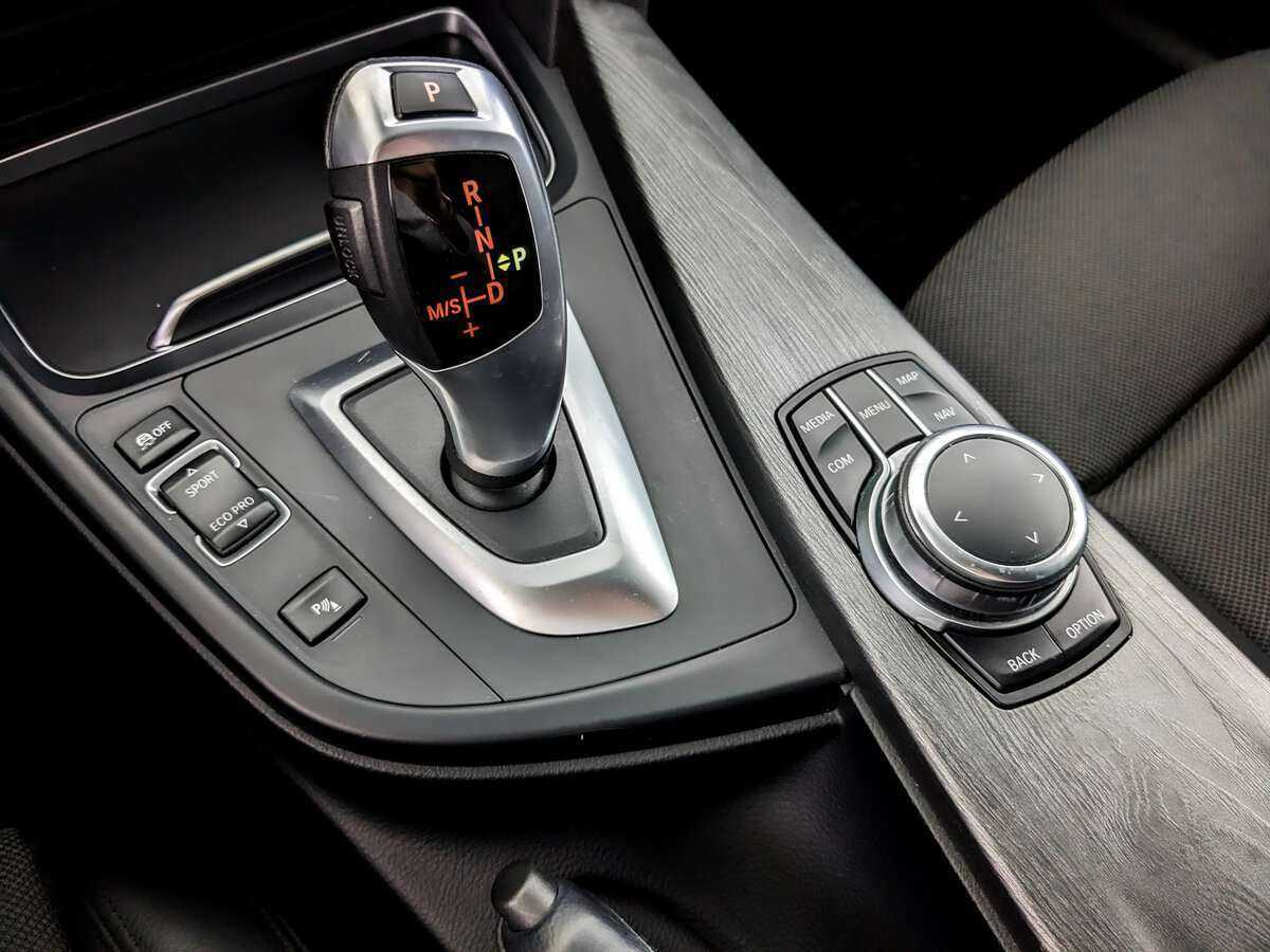 Купить BMW 3 серии с пробегом. Фото: #19