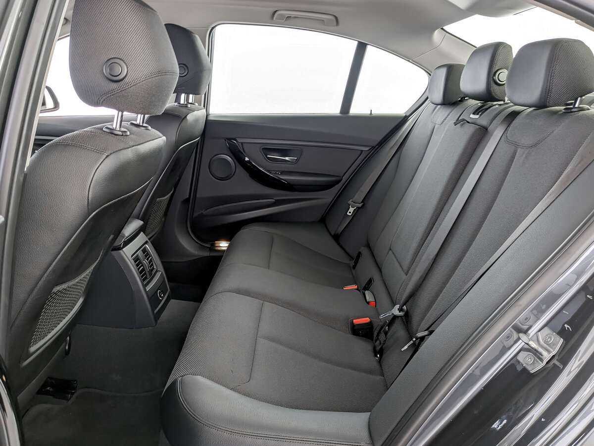 Купить BMW 3 серии с пробегом. Фото: #11