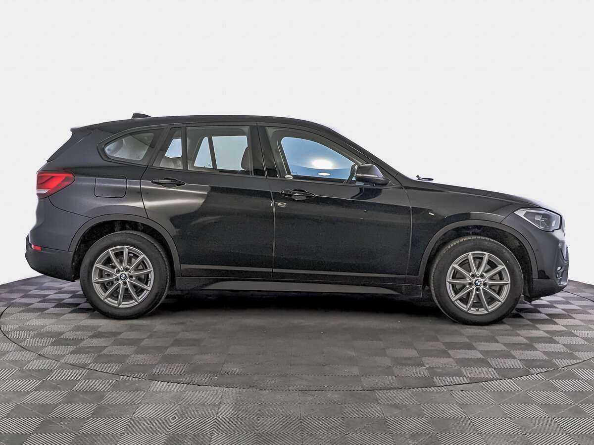 Купить BMW X1 с пробегом. Фото: #3