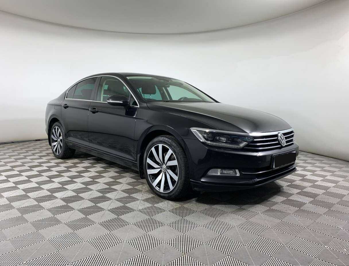 Купить Volkswagen Passat с пробегом. Фото: #2