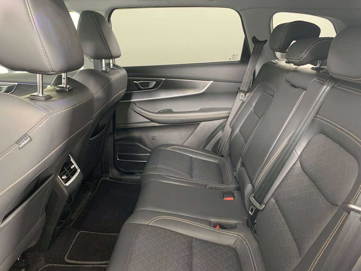 Купить Chery Tiggo 8 с пробегом. Фото: #19