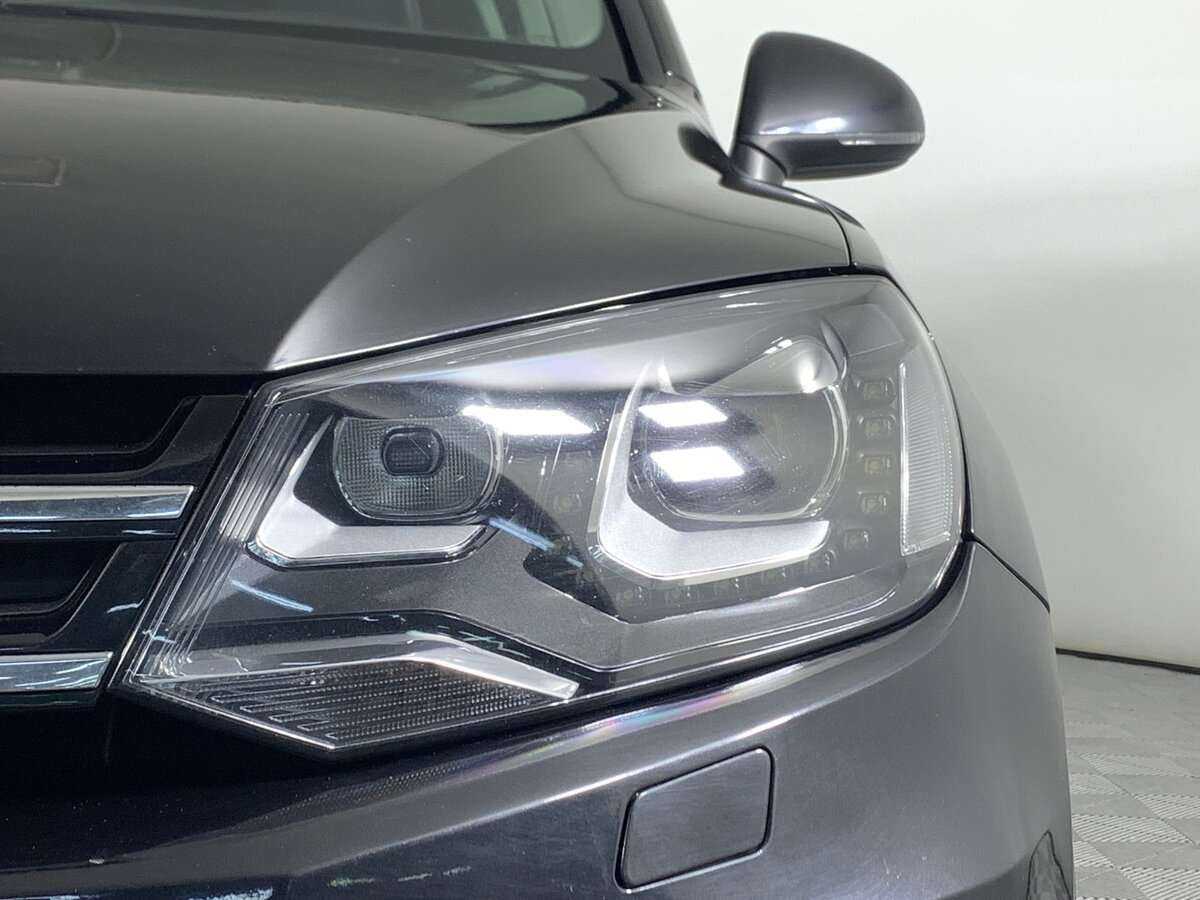 Купить Volkswagen Touareg с пробегом. Фото: #8