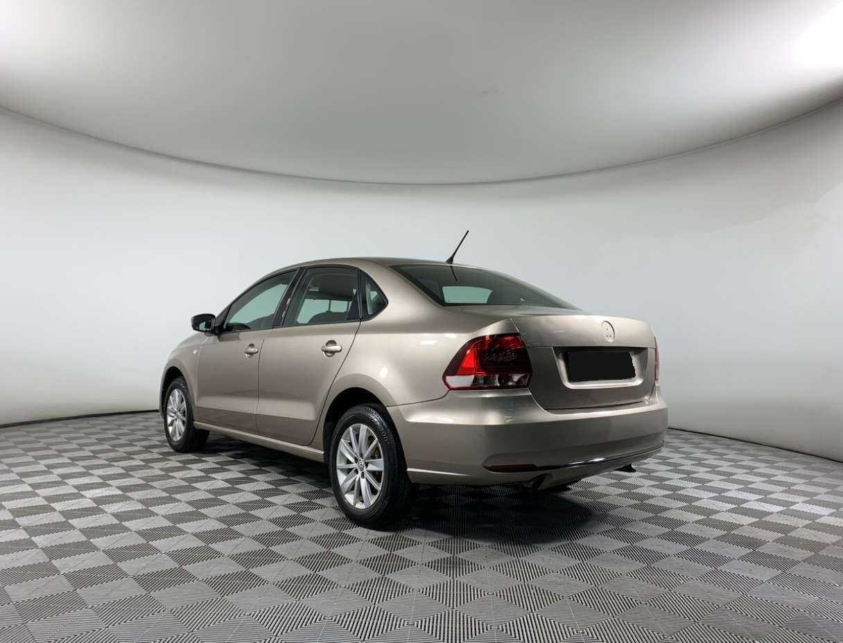 Купить Volkswagen Polo с пробегом. Фото: #6