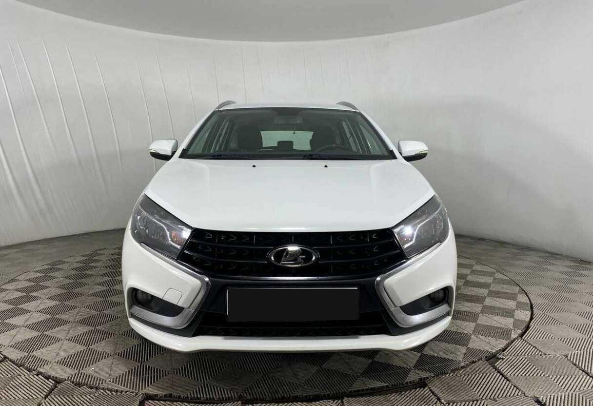 Купить Lada (ВАЗ) Vesta с пробегом. Фото: #1