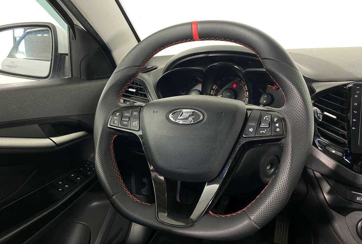 Купить Lada (ВАЗ) Vesta с пробегом. Фото: #8