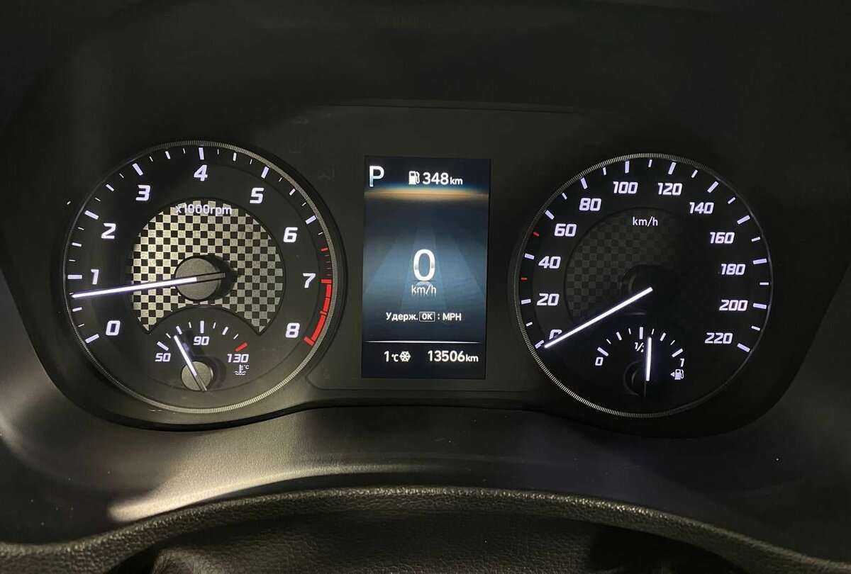 Купить Hyundai Solaris с пробегом. Фото: #9