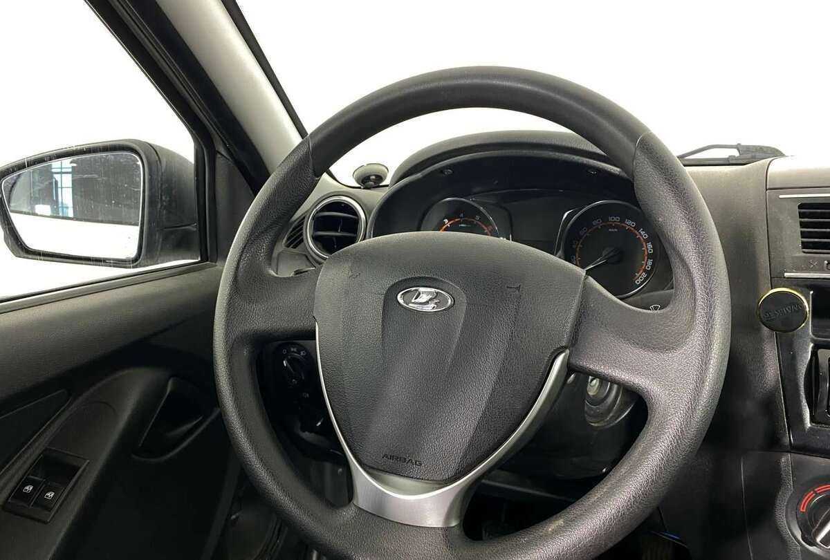 Купить Lada (ВАЗ) Granta с пробегом. Фото: #8