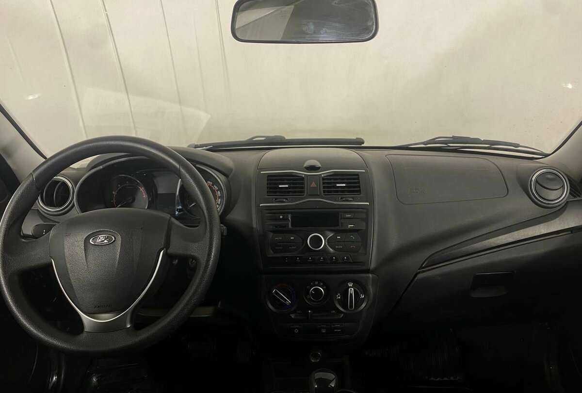 Купить Lada (ВАЗ) Granta с пробегом. Фото: #10