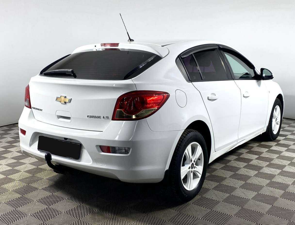 Купить Chevrolet Cruze с пробегом. Фото: #3