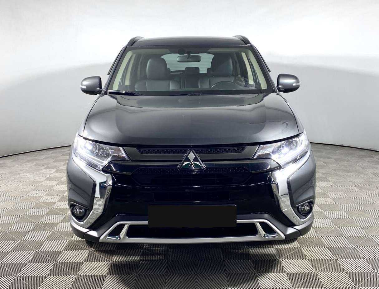 Купить Mitsubishi Outlander с пробегом. Фото: #1