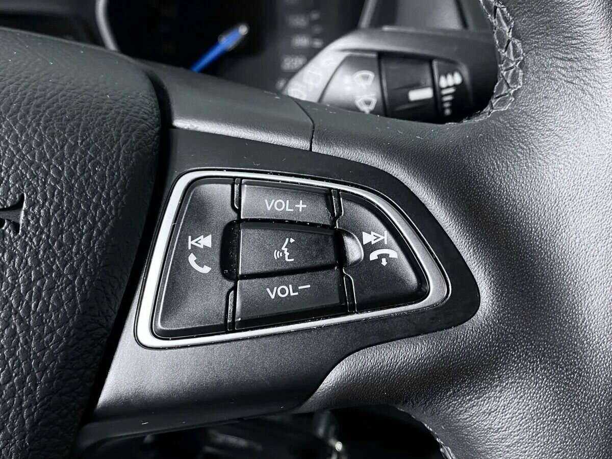 Купить Ford Focus с пробегом. Фото: #11