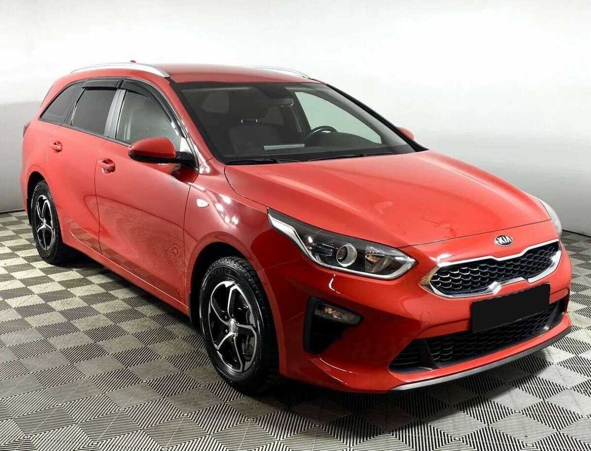 Купить Kia Ceed с пробегом. Фото: #2